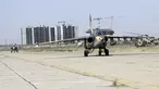 Pesawat Sukhoi Su-25 pesanan pemerintah Irak tiba di al-Muthanna, Baghdad, (1/7/2014). (REUTERS/ Stringer)