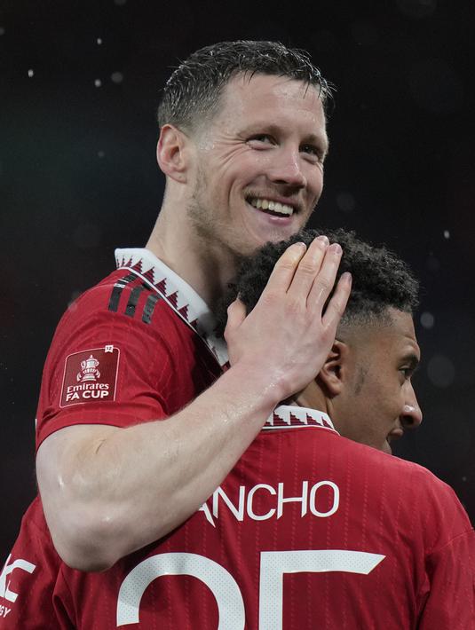 <p>Brighton mengendalikan jalanya permainan, tapi MU memiliki tembakan ke arah gawang lebih banyak. (AP Photo/Alastair Grant)</p>