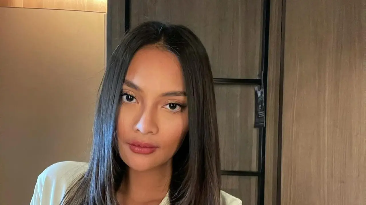 Erika Carlina (https://www.instagram.com/p/CNQ61RMDag5/)