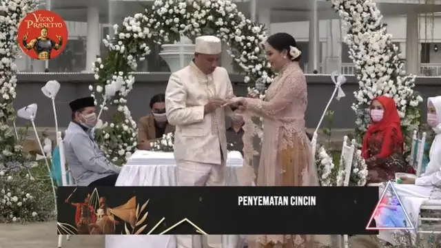 Vicky Prasetyo - Kalina Ocktaranny (Foto: YouTube)