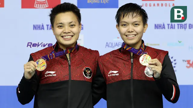 Foto: Kandaskan Perlawanan Wakil Thailand, Apriyani / Siti Sumbang Medali Emas di SEA Games 2021