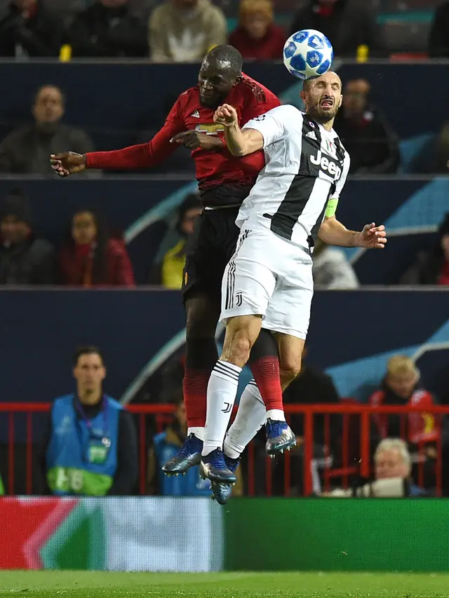 Gol Tunggal Dybala  Antar Juventus Permalukan MU di Old Trafford