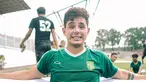 Bruno Moreira, satu dari empat pemain asing yang dimiliki Persebaya untuk jalani Liga 1 2021. Pemain asal Brazil ini memiliki ekspektasi tinggi dari Suporter Persebaya. Pasalnya, ia dinilai mampu bisa gantikan peran Makan Konate yang hengkang dari Persebaya. (Liputan6.com/IG/@officialpersebaya)