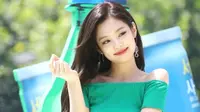 Jennie BLACKPINK di acara Sprite Waterbomb Festival 2018. (dok. screenshot video YouTube K Gossip)