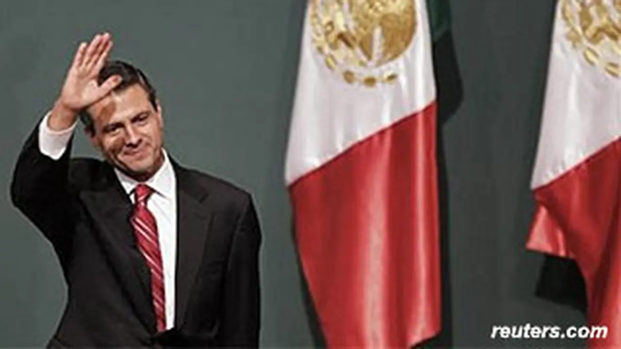 enriquepenanieto120901b.jpg