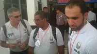 Tim DVI negara tetangga yang membantu identifikasi jenazah AirAsia QZ8501 di Surabaya (Liputan6.com/ Dian Kurniawan)