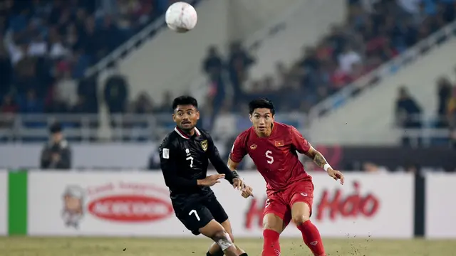 Foto: Aksi Doan Van Hau saat Membantu Vietnam Hancurkan Timnas Indonesia, Tengil Tapi Memang Tangguh