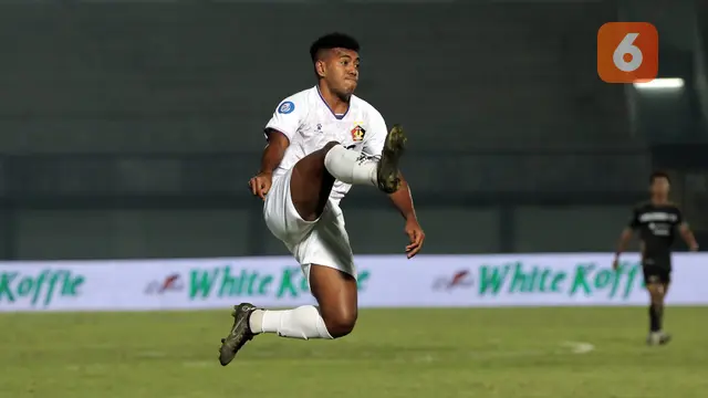 Pemain Persik Kediri Jeam Kelly Sroyer