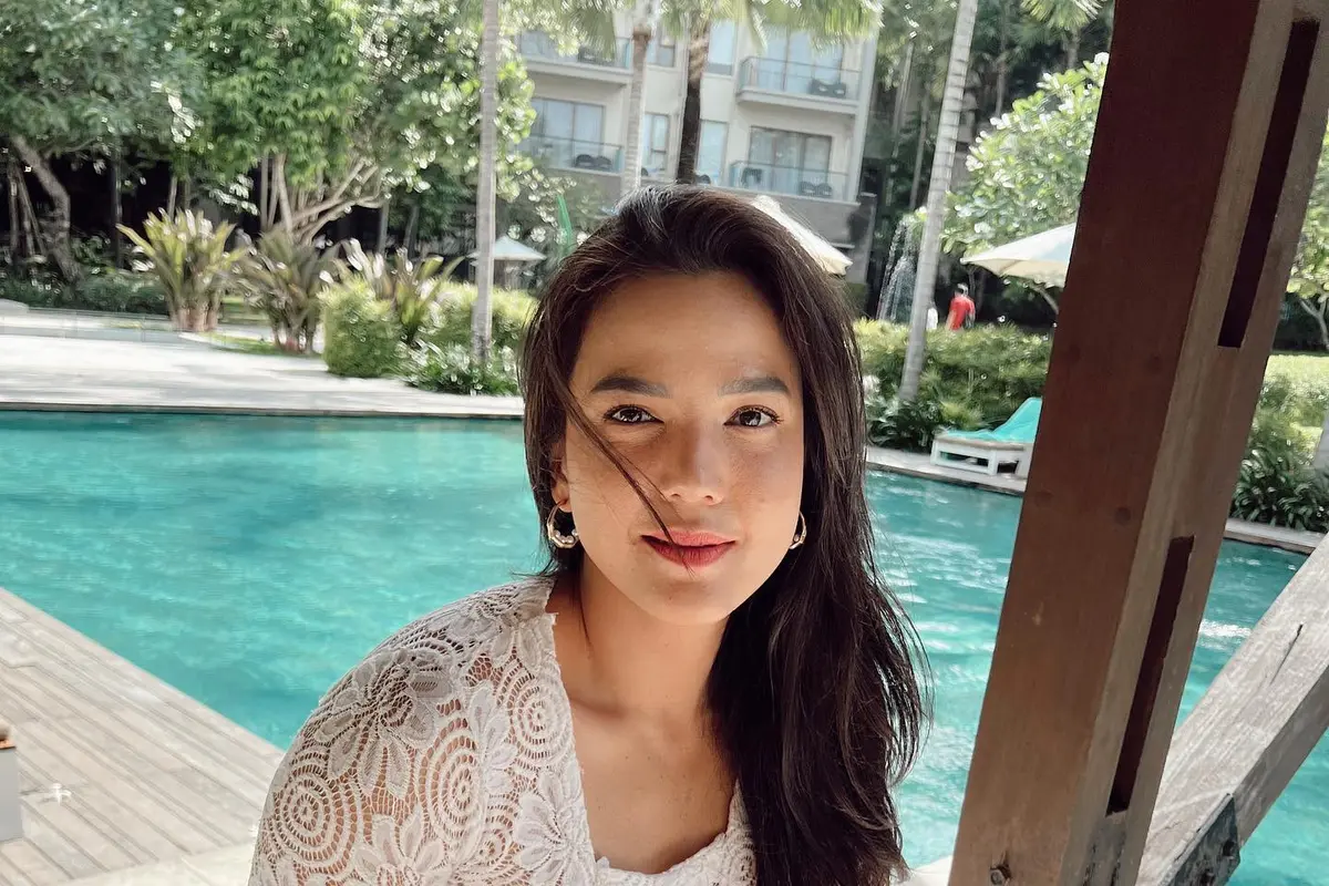 7 Potret Liburan Alice Norin Bersama Buah Hati, Isyaratkan Pindah Ke Bali