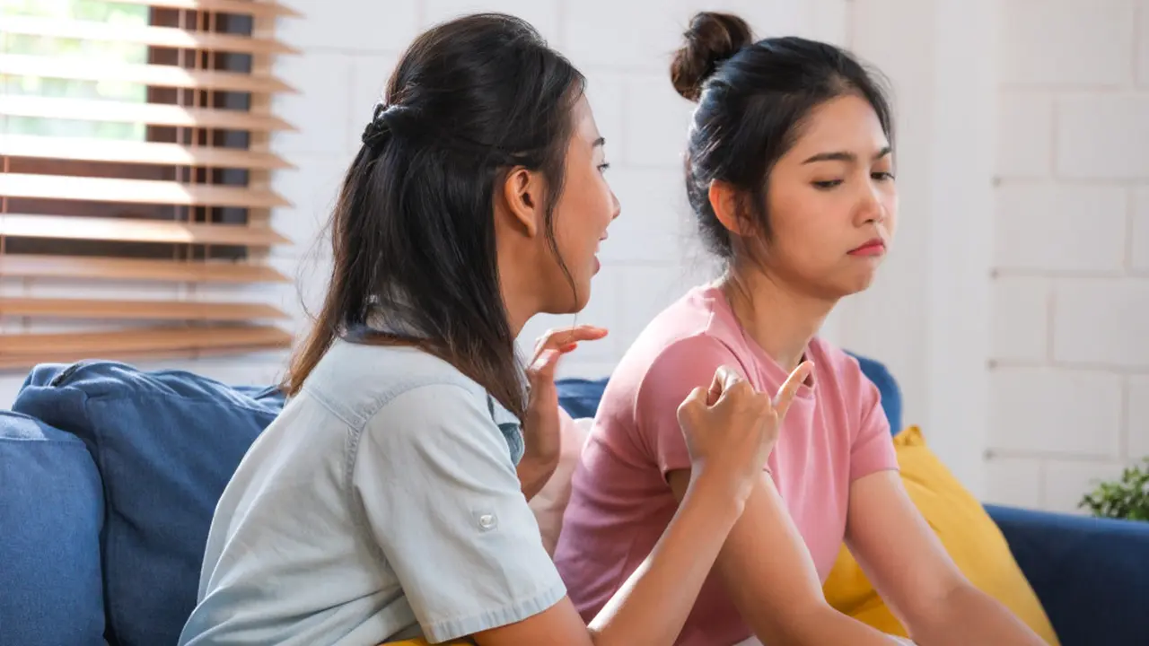 perempuan zodiak ngambek