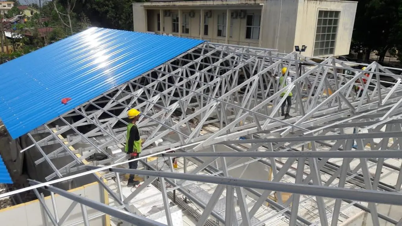 Industri baja menjadi faktor esensial dalam perkembangan industri konstruksi dan manufaktur yang telah terbukti turut menopang pertumbuhan ekonomi bangsa.