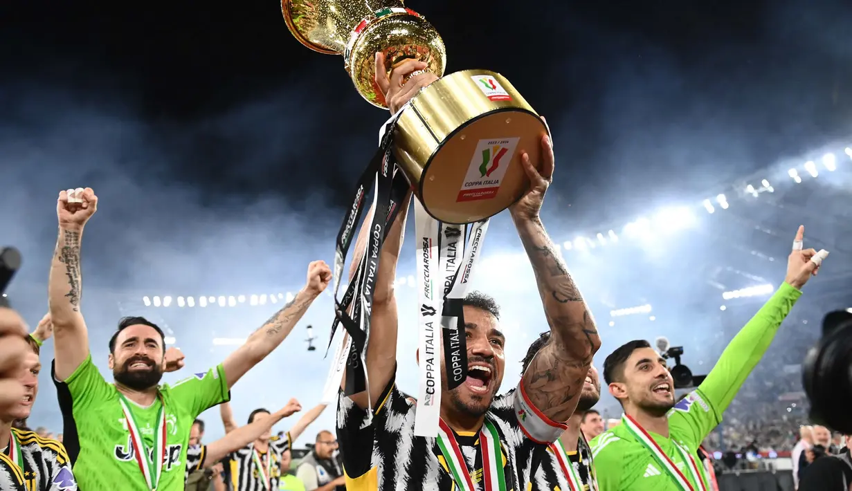 Berhasil menumbangkan perlawanan Atalanta 0-1, I Bianconeri sukses menjuarai Coppa Italia 2023/2024. (Isabella BONOTTO/AFP)