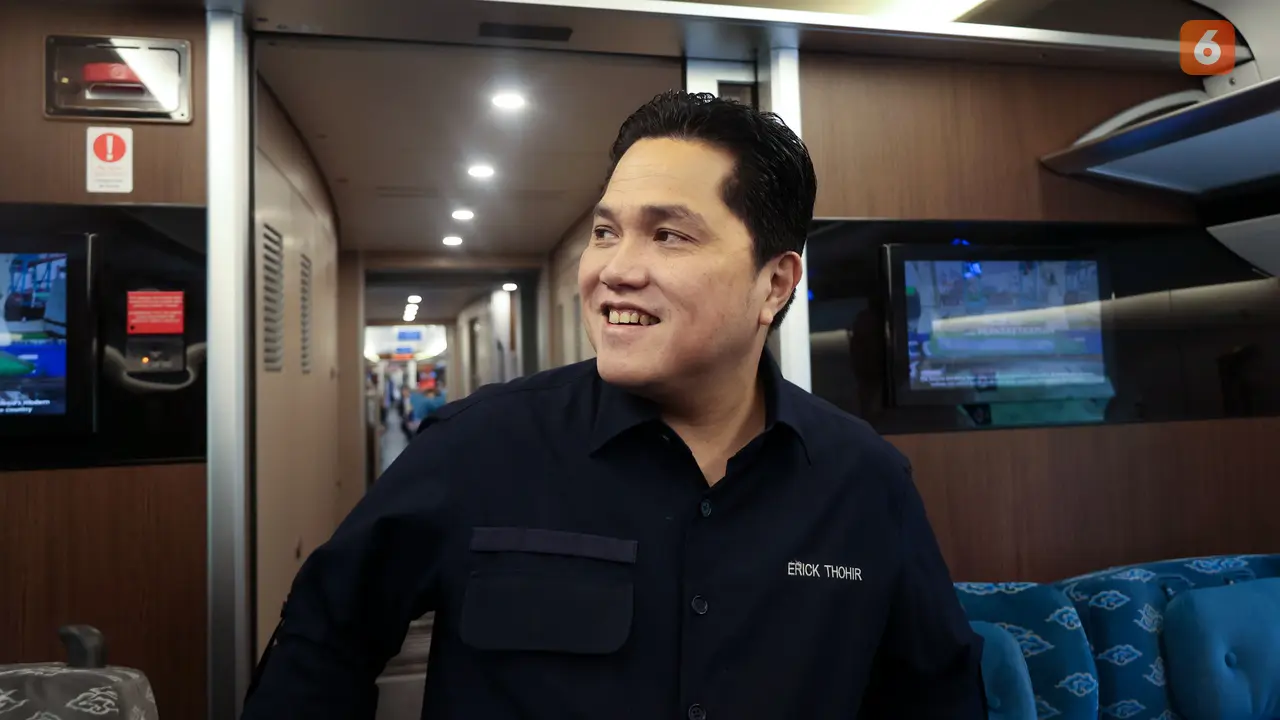 Foto: Diproyeksikan Jadi Transportasi Peserta Piala Dunia U-17, Erick Thohir Ajak FIFA Naik Kereta Cepat Whoosh