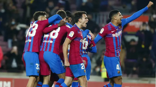 Foto: Sinar Terang Pemain Muda, Barcelona Menang Dramatis atas Elche di Liga Spanyol