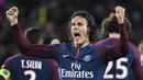 1. Edinson Cavani (PSG) - 13 Gol (2 Penalti). (AFP/Bertrand Guay)