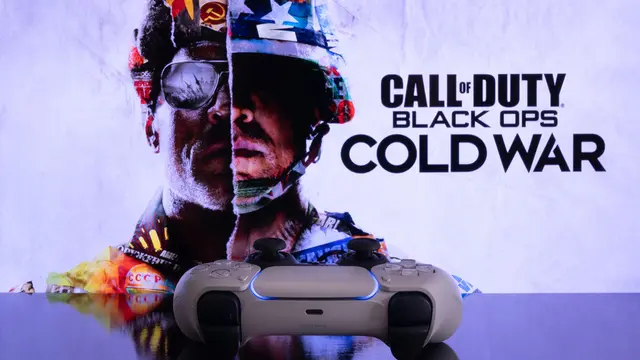 Ilustrasi Call off Duty dimainkan di PS5