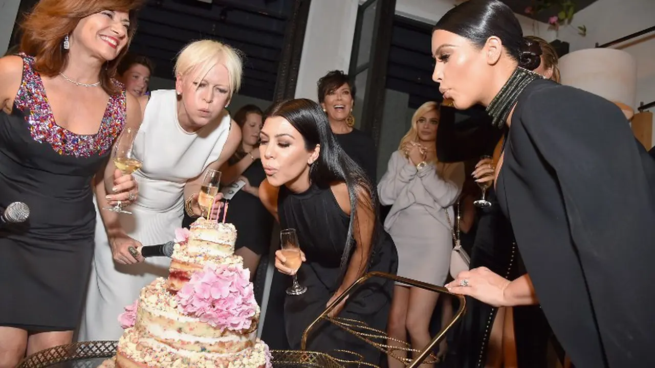 Kim kardashian menjadi dodok yang dibanggakan oleh keluarga. (AFP/Bintang.com)