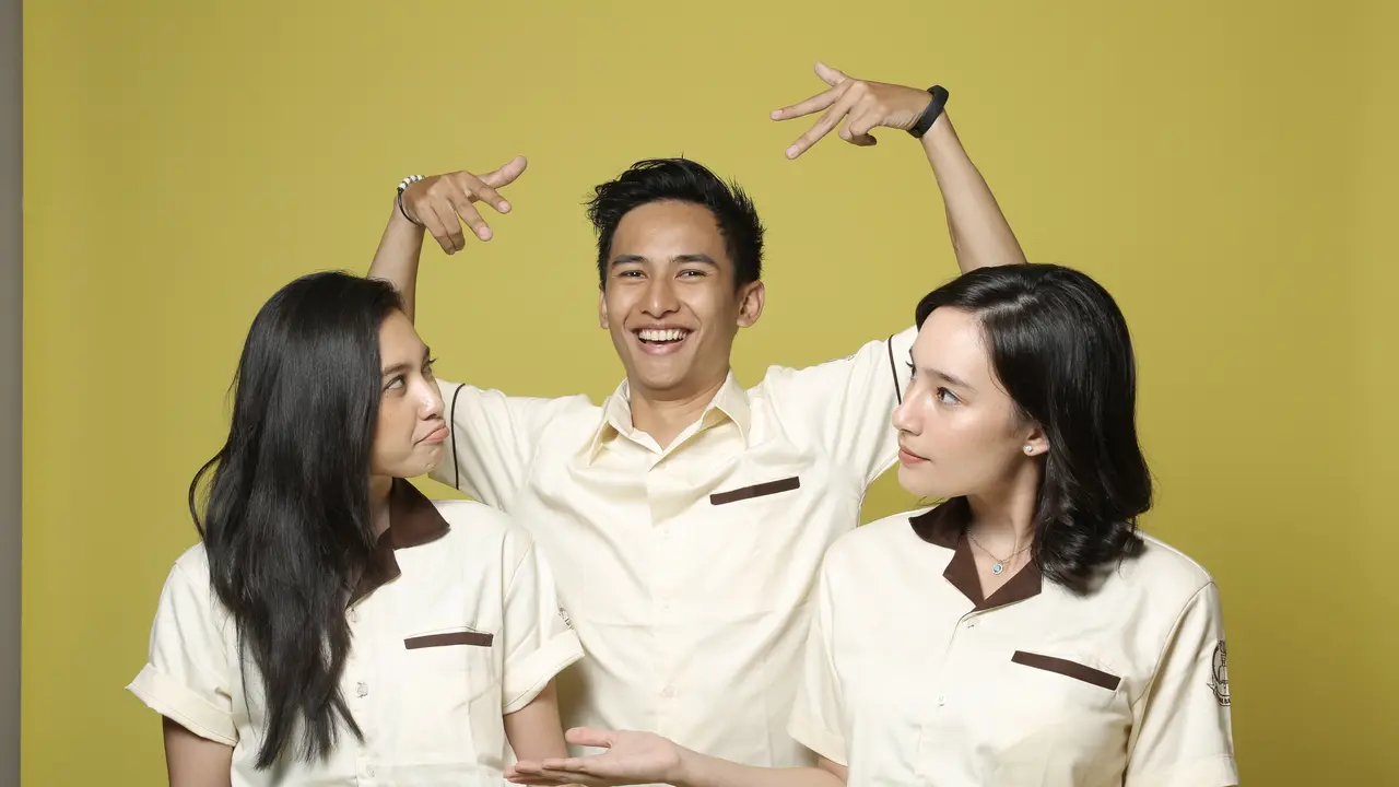 [Bintang] Media Visit Film Stip dan Pensil