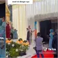 Viral video nenek nyanyi lagu India di acara pernikahan, suaranya merdu bak penyanyi aslinya. (Sumber: TikTok/mawaddah_taylor)