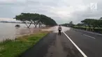 Tol Pejagan, Brebes direndam banjir setinggi 25 sentimeter.
