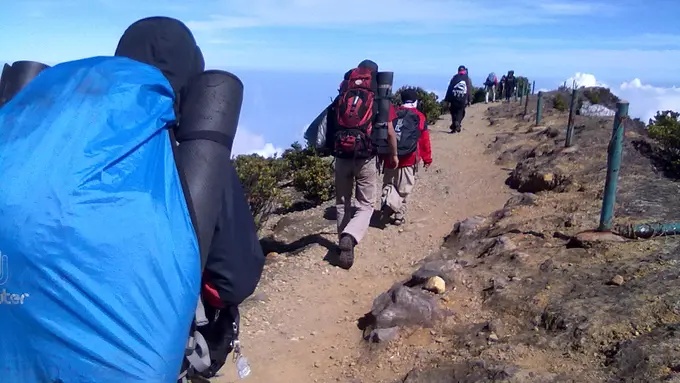 Perhatikan 12 Tips Sepele Ini untuk Pendakian yang Seru