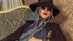 Perempuan kelahiran 23 April 1994 ini sangat necis saat bergaya kece. Tampilan glamor dengan kacamata hits dan topi hitam membuat Citra Kirana sukses bikin pangling. Gaya glamor kekinian dari Citra Kirana ini berhasil curi perhatian. (Liputan6.com/IG/@citraciki)