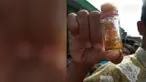 Benda itu ia masukkan ke dalam botol kecil dan diberi minyak. Dari situ, warga meyakininya sebagai tuyul.