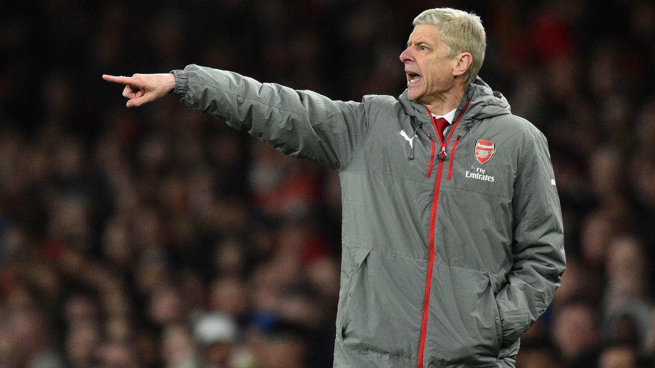 Gol Bunuh Diri Antar Arsenal Taklukkan Leicester