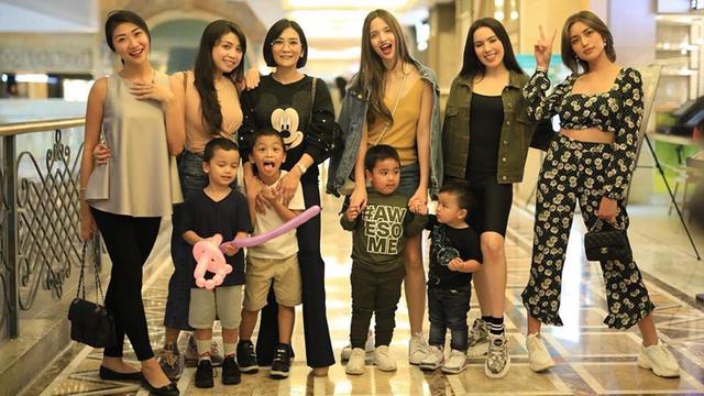 6 Potret Terbaru Girls Squad, Ditinggal Chacha Frederica dan Karenina Sunny