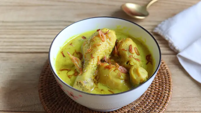 resep opor ayam kuning spesial