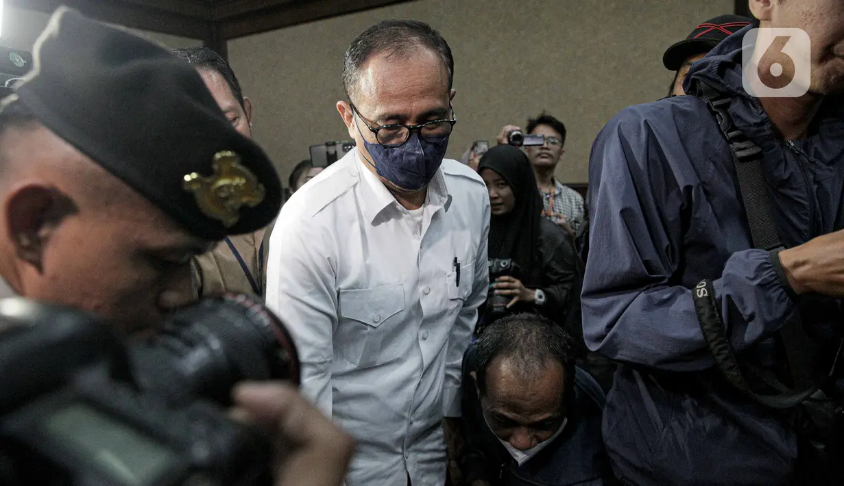 Perkara mantan pejabat Direktorat Jenderal Pajak Kementerian Keuangan (DJP Kemenkeu) itu sedianya diputus hari ini, Kamis (4/1/2024). (Liputan6.com/Faizal Fanani)