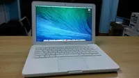 MacBook warna putih. (Foto: MacRumors)