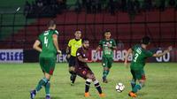 Duel PSMS vs PSM di Stadion Teladan, Medan. (Bola.com/Abdi Satria)