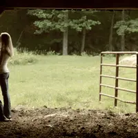 Percaya nggak percaya, 5 lagu ini bisa jadi pengiring yang pas untuk bercinta.