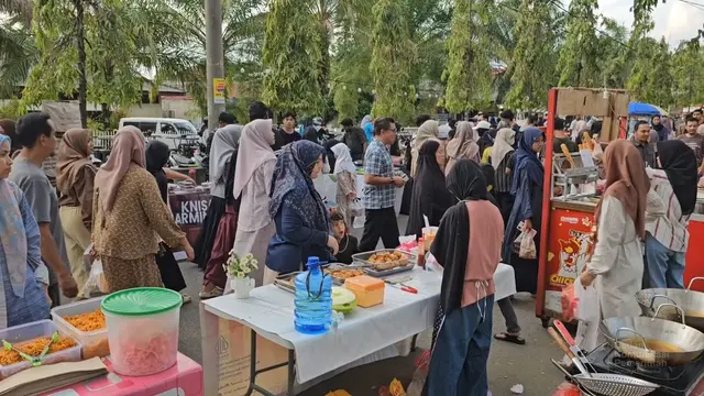 Suasana Ngabuburit di Aceh