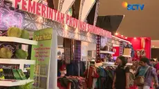 selain kuliner dan berbagai barang diskon, ternyata ada booth dari berbagai daerah yang menjual pernak-pernik atau makanan khas daerah.