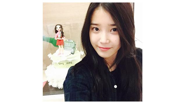 Ulang Tahun ke-26, Ini 6 Potret IU Sejak Kecil Hingga Kini yang Tetap Manis