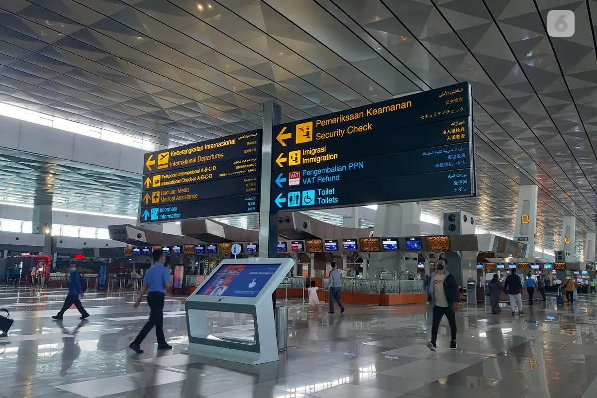 Terminal 3 di Bandara Soekarno-Hatta di Tangerang saat pelonggaran PPKM, 28 Juni 2022.