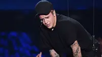 Justin Bieber Tak Bisa Tahan Isakan Tangis Usai Tampil di MTV VMA