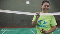 Kabid Binpres PBSI, Susy Susanti, saat berada di Lapangan Bulutangkis Kemenpora, Jakarta, Jumat (30/12/2016). (Bola.com/Vitalis Yogi Trisna) 