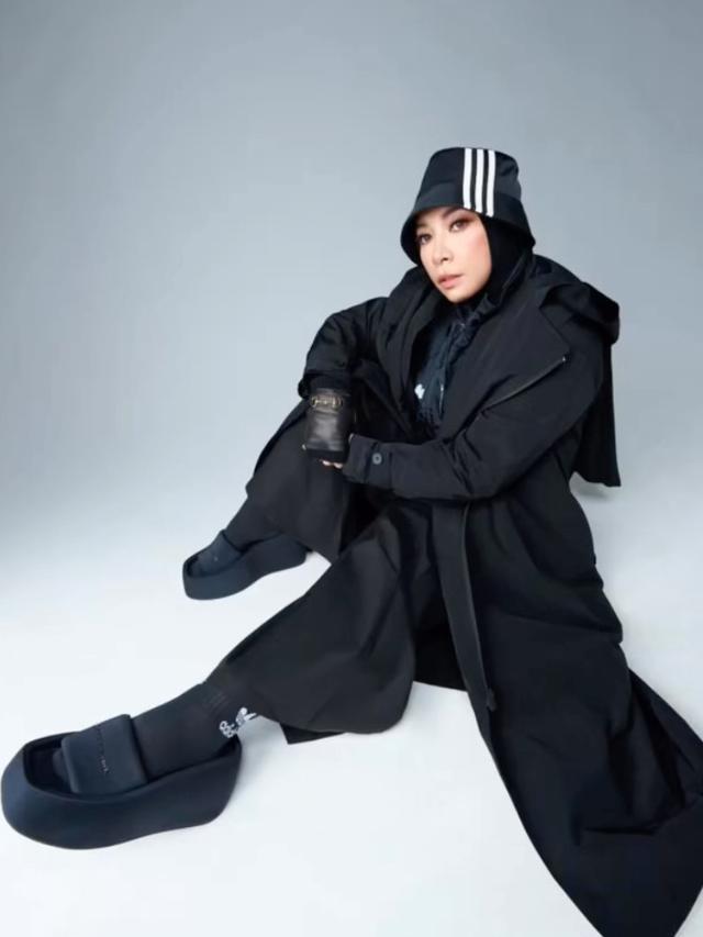 Lambung Melly Goeslaw Dipotong 85 Persen, Bobot Turun 23 Kg