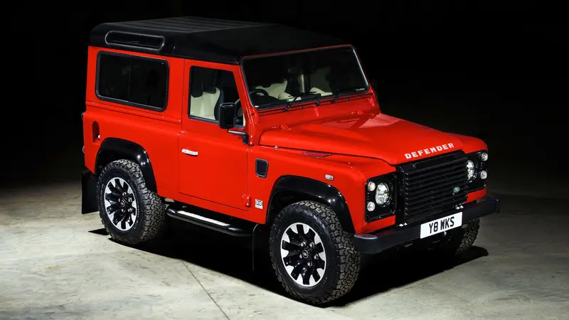 Land Rover Defender Works V8