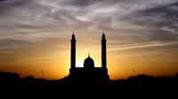 Ilustrasi masjid, Islam. (Foto oleh David McEachan: https://www.pexels.com/id-id/foto/siluet-masjid-di-bawah-langit-berawan-pada-siang-hari-87500/)