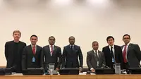 Zumi Zola bersama sejumlah delegasi negara lain saat pertemuan di forum PBB. (Liputan6.com/B Santoso)