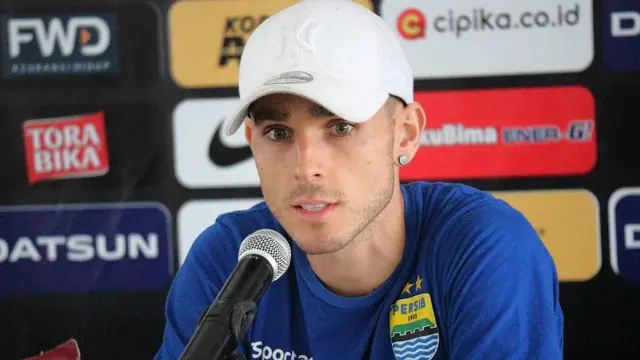 Bek Persib Bandung, Diogo Alexandre Alves Ferreira (Liputan6.com / Kukuh Saokani)