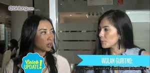 Wulan Guritno menjenguk Julia Perez di Rumah Sakit Cipto Mangunkusumo (RSCM). Bersama sahabatnya, Renny Sutiyoso, keduanya mencoba memberikan dukungan dan doa kepada Julia Perez.