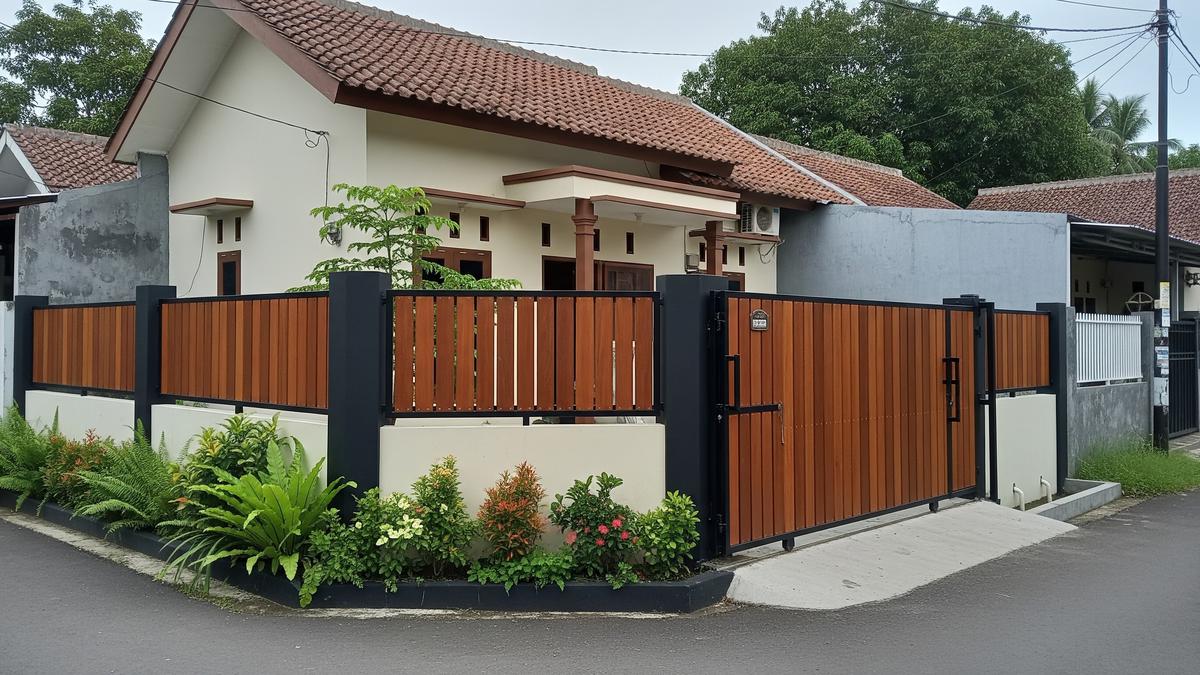 10 Inspirasi Pagar Rumah Hook Berukuran Kecil, Estetik dan Fungsional