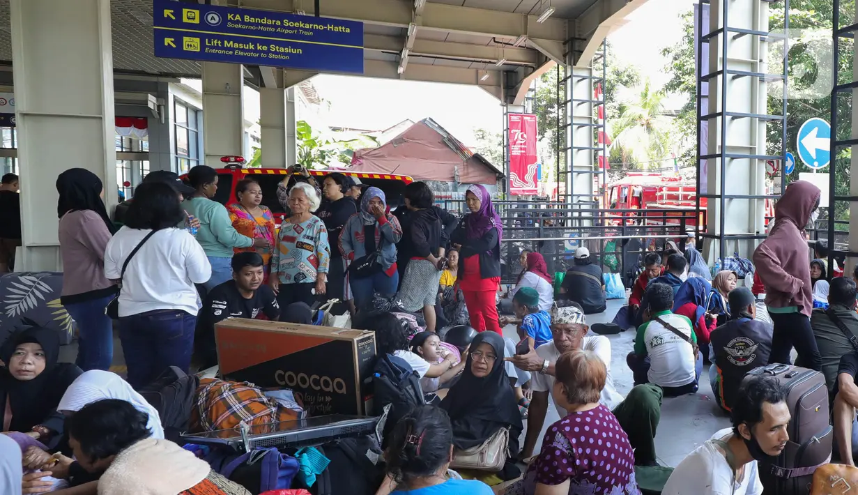 Sebelumnya, kebakaran hebat melanda kawasan permukiman padat penduduk di Manggarai, Tebet, Jakarta Selatan. (Liputan6.com/Angga Yuniar)