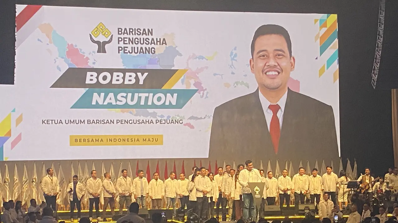 Wali Kota Medan sekaligus menantu Presiden Joko Widodo (Jokowi) Bobby Nasution memimpin deklarasi Prabowo-Gibran.
