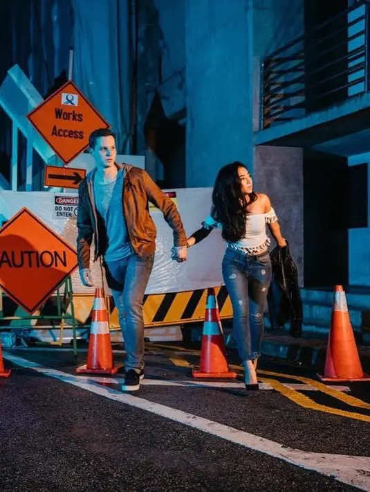 Nadia Vega menikah dengan seorang pria asal Belanda pada 2015. Setelah menikah, artis cantik ini memutuskan untuk tinggal di Singapura. (Foto: instagram.com/thenadiavega)